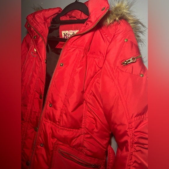 VINTAGE Mudd Red Puffer Jacket with Detachable Faux Fur Hood, Y2K, medium - Picture 6 of 11